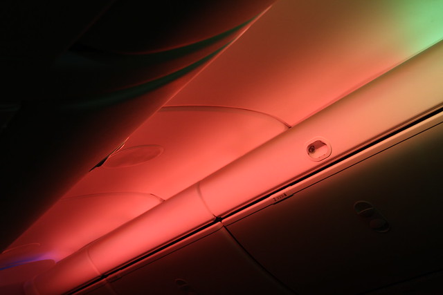 Mood lighting 787 Dreamliner