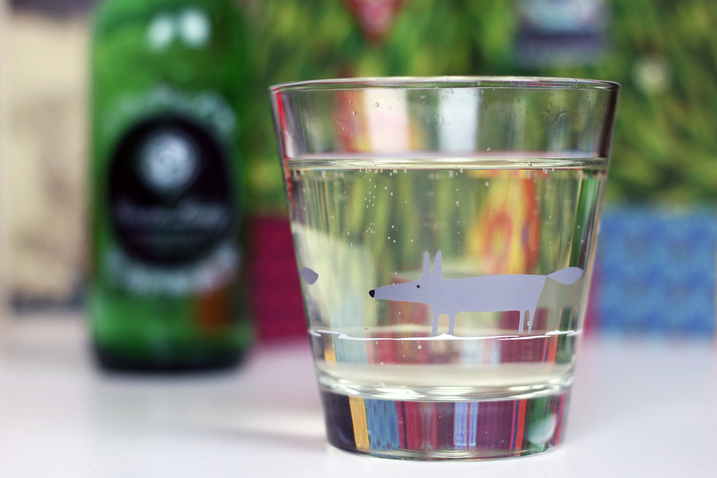 Green Lady Sparkling Tea Glass