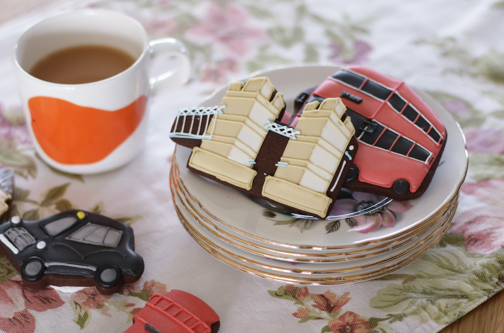 biscuiteers and tea