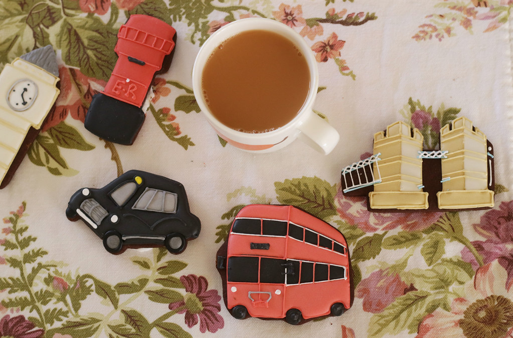 biscuiteers and a cuppa tea