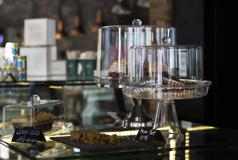 Harris and James Cakes