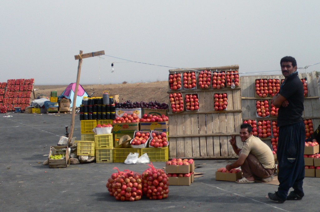 pomegranates-iran